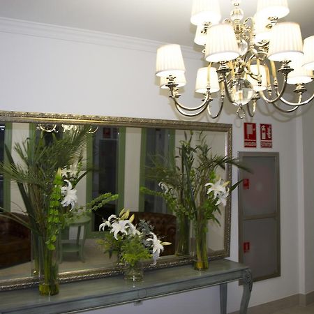 Hotel Barrio Nuevo 레브리자 외부 사진