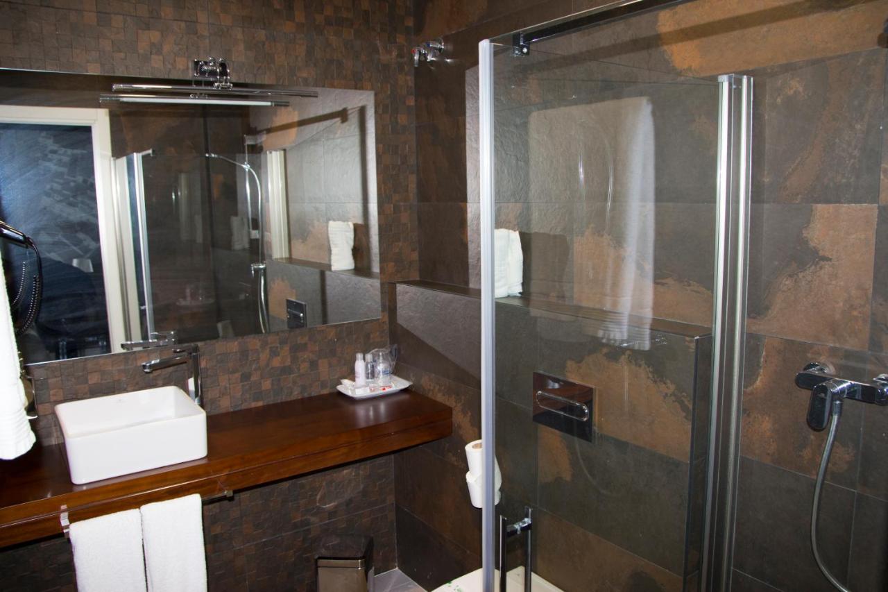 Hotel Barrio Nuevo 레브리자 외부 사진