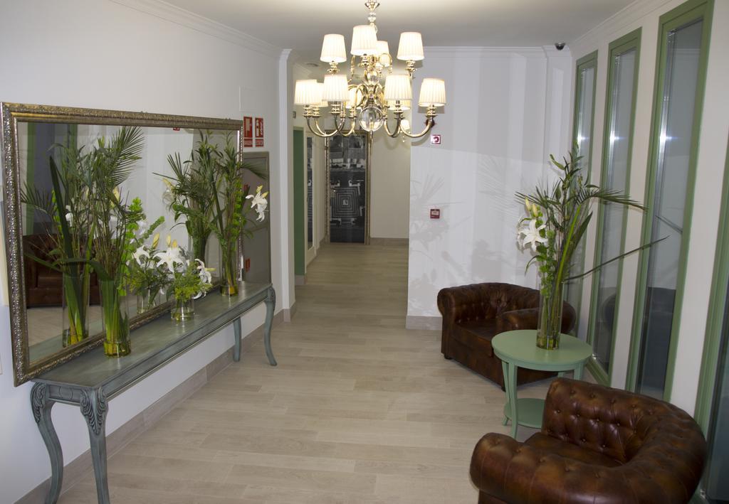 Hotel Barrio Nuevo 레브리자 외부 사진